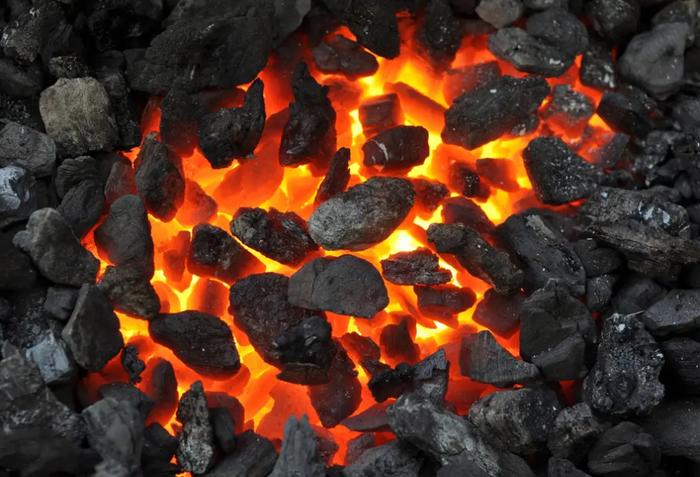 我國(guó)西煤東運(yùn)第二大通道突破50億噸大關(guān)